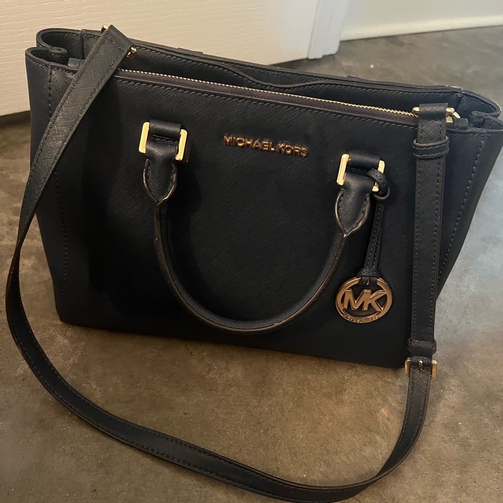 Michael Kors navy blue purse